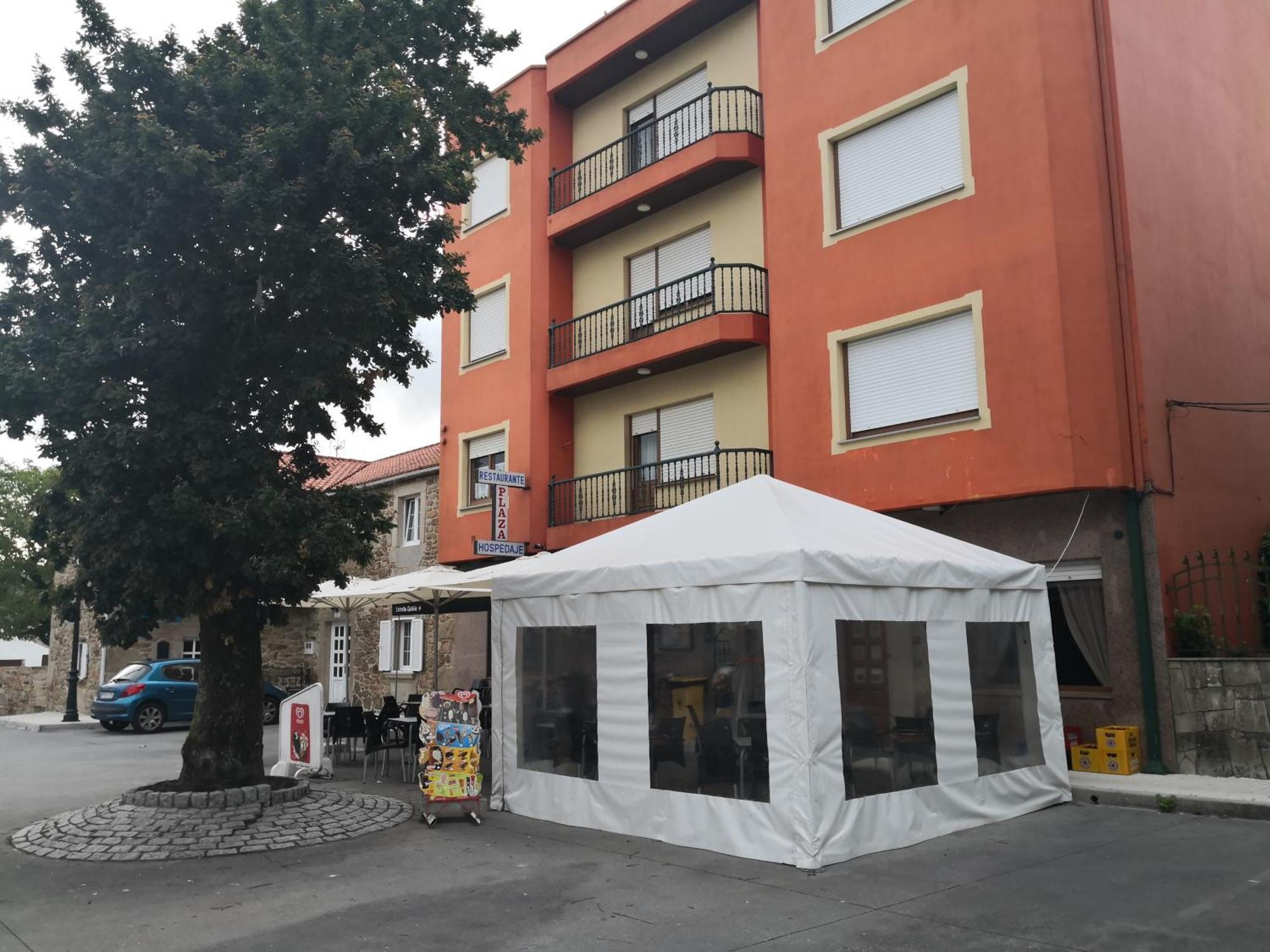 Pension Plaza Quintáns Exterior foto